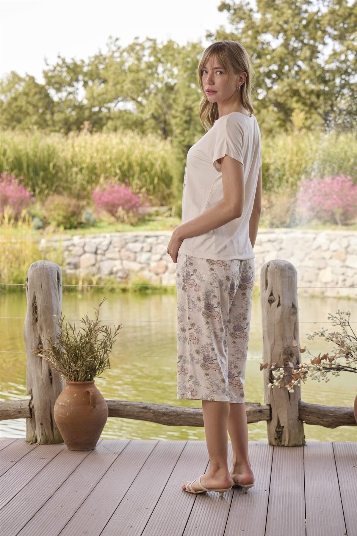 Дамска пижама с къс ръкав от вискоза 24075