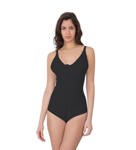 Лазерно рязано стягащо боди с меки чаши с банели 2871