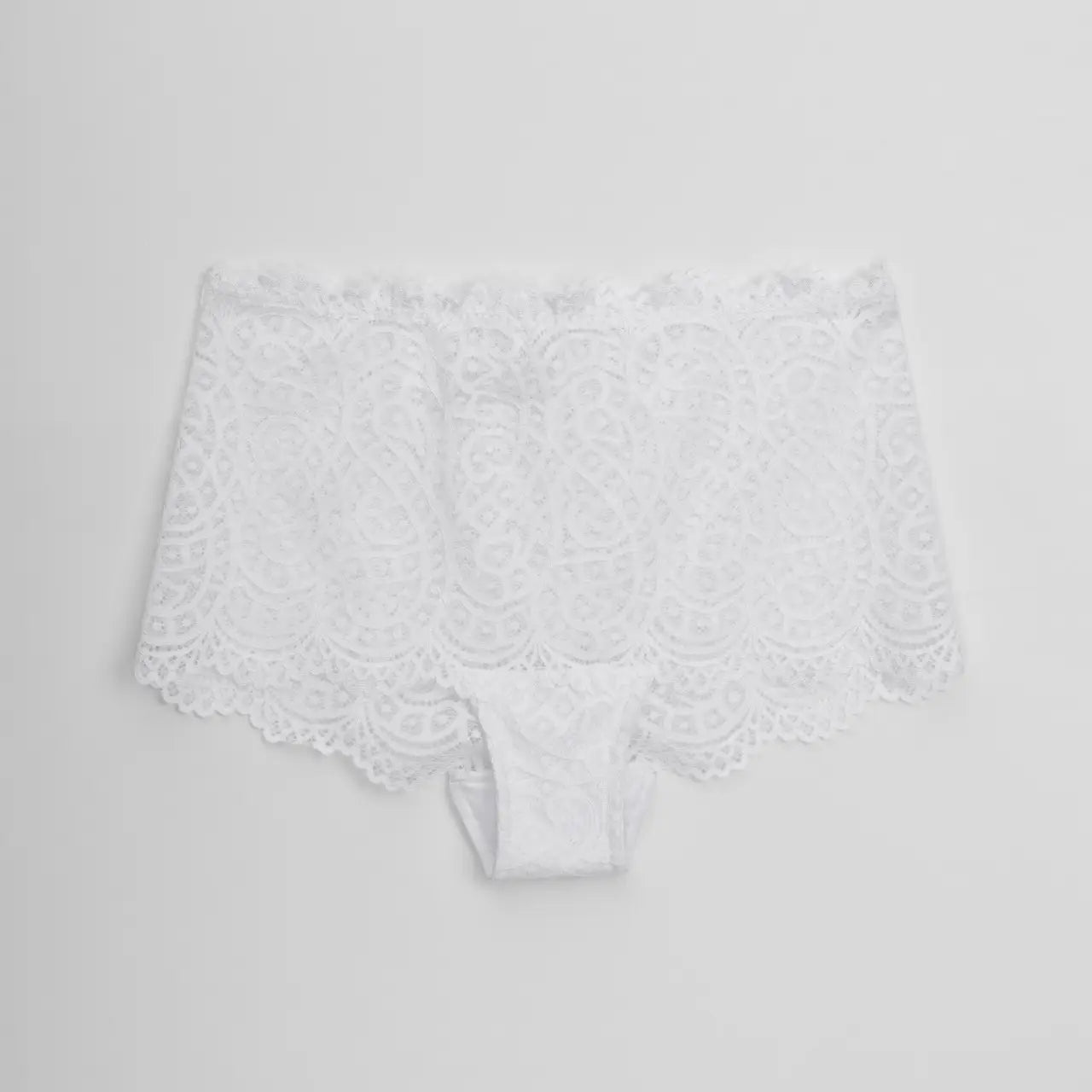 Дантелени дамски боксерки BY-3027