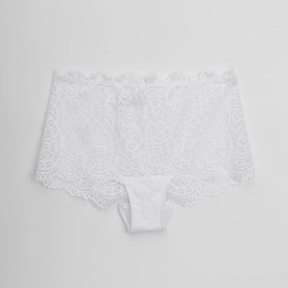 Дантелени дамски боксерки BY-3027