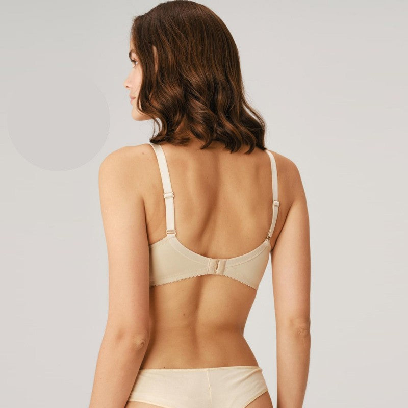 Сутиен с меки чаши и с банели A-3525