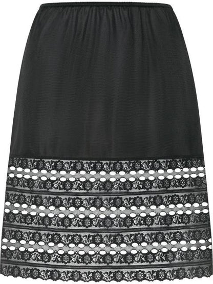 Подплата с красиви дантелени елементи NATURANA 3609