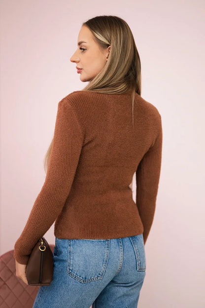 Пуловер с висока яка от алпака F3631