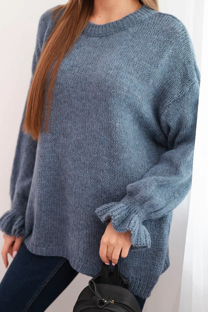Свободен дамски пуловер с пухкави ръкави