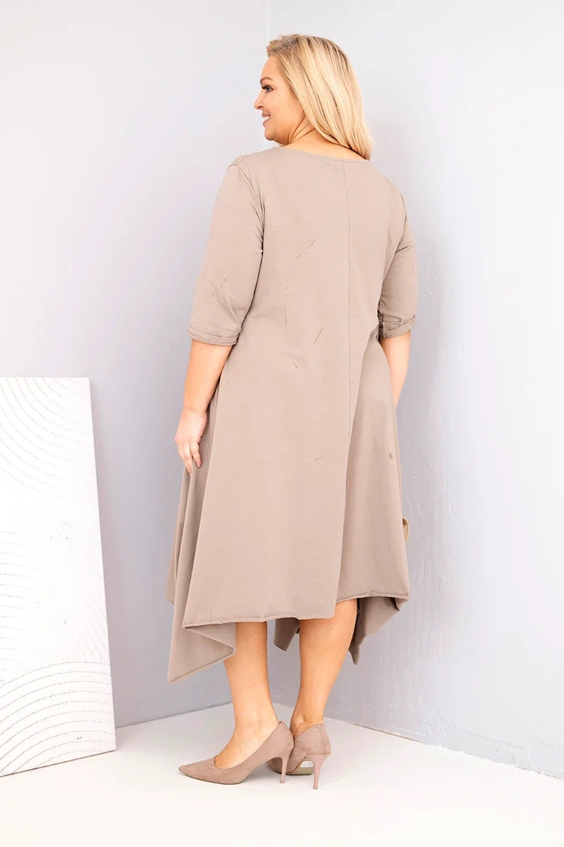 Свободна памучна рокля с асиметричен подгъв