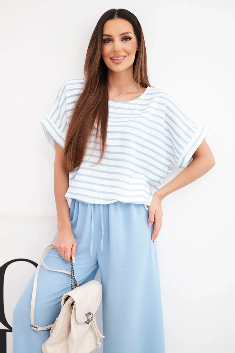 Комплект с блуза на райе и широки панталони