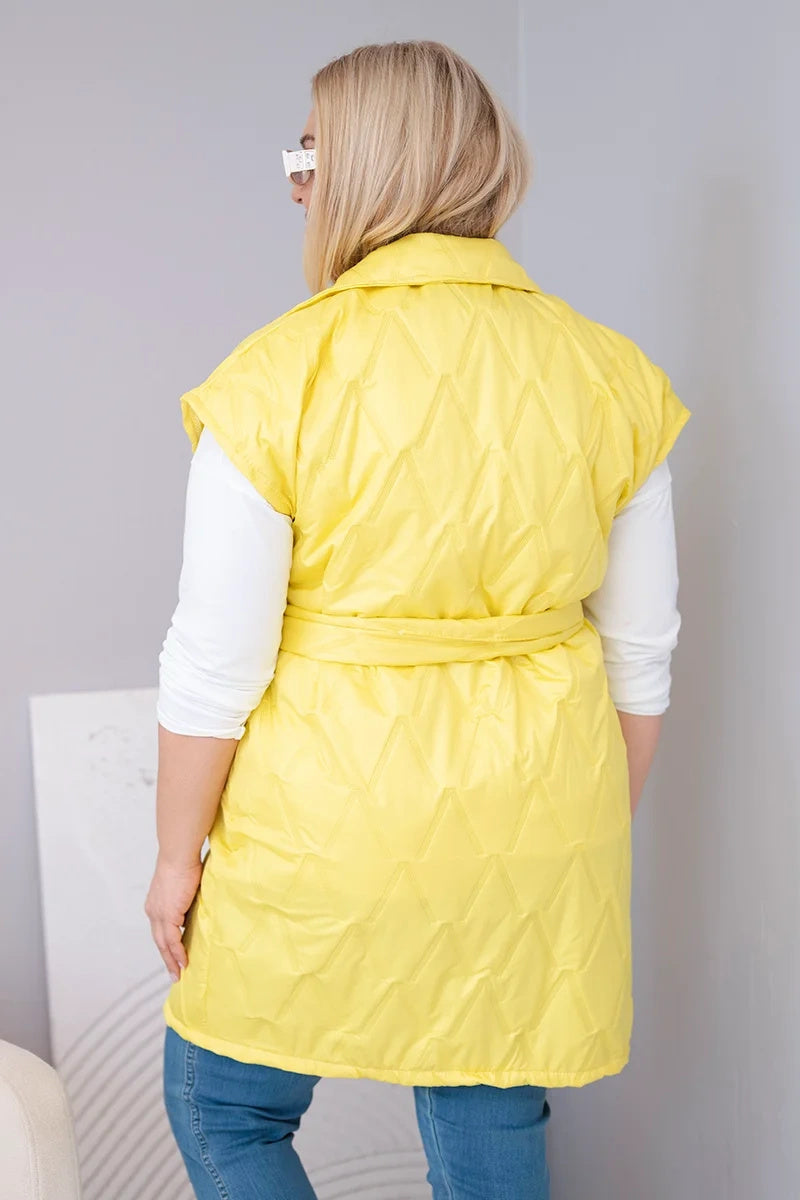 Квилтирано дамско без ръкави с колан и яка