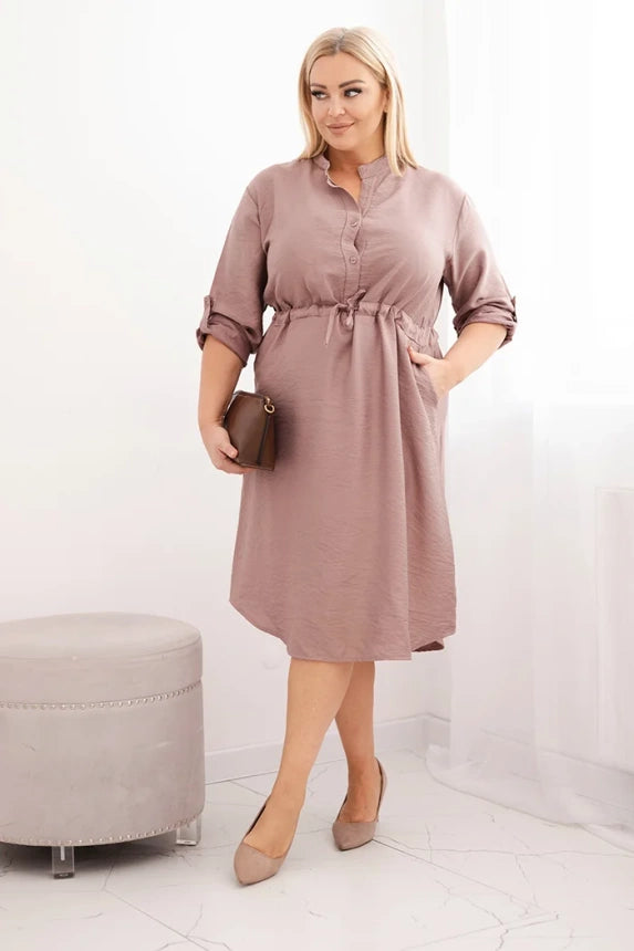 Дамска рокля от вискоза с копчета и връзки на талията Плюс4