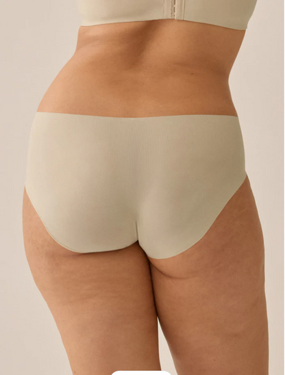 Фини лазерно рязани бикини NATURANA 4007