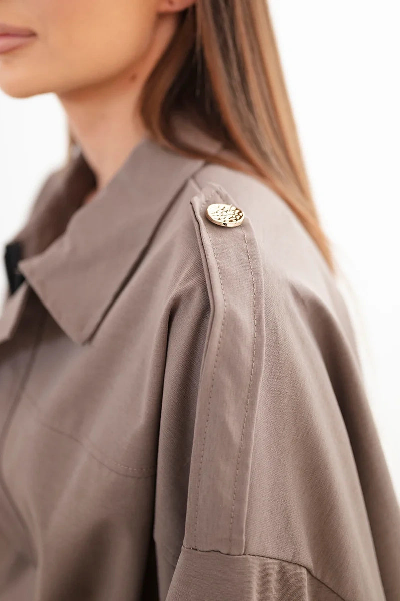 Комплект с къс суитшърт и панталон