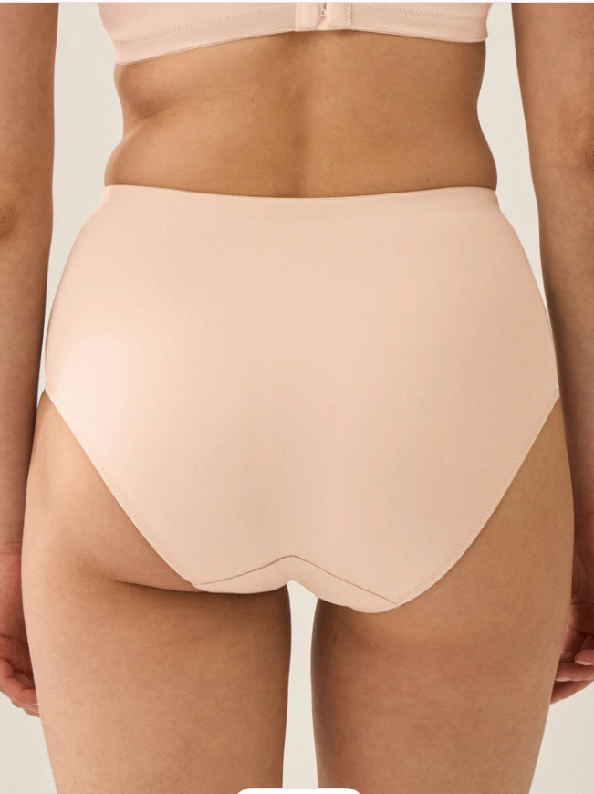 Дълбоки стягащи бикини NATURANA 4662