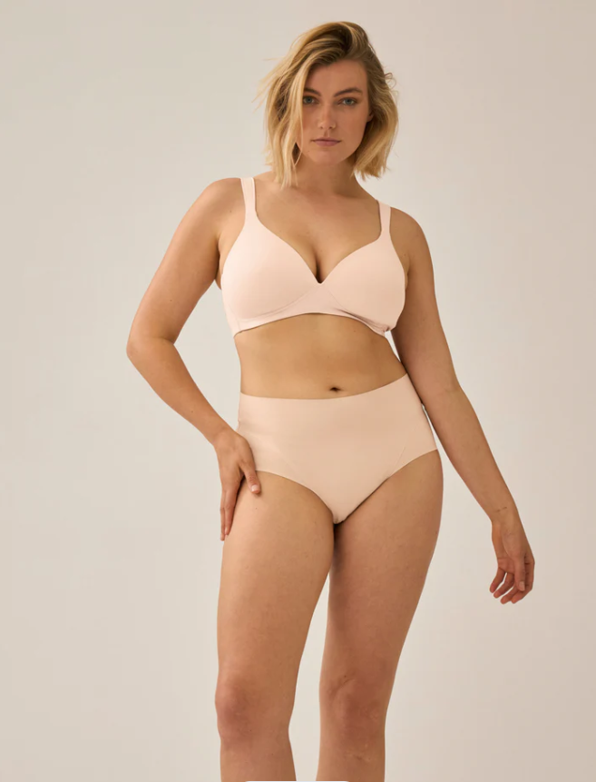 Дълбоки лазерно рязани бикини NATURANA 4832