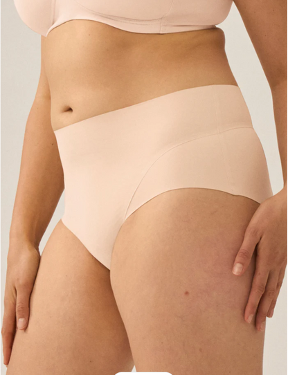 Дълбоки лазерно рязани бикини NATURANA 4832