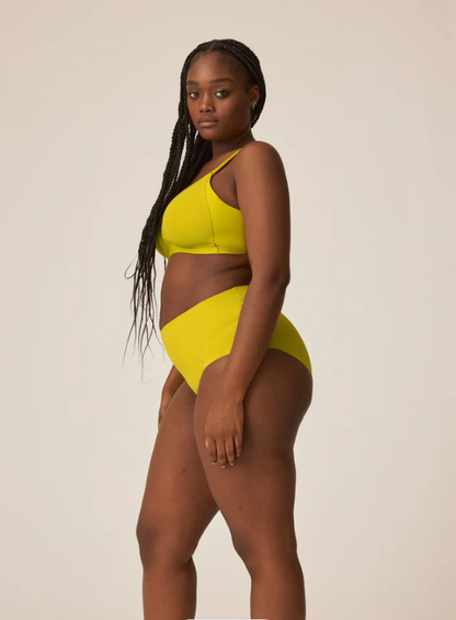 Дълбоки лазерно рязани бикини NATURANA 4832