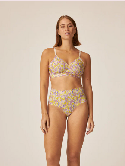 Дълбоки лазерно рязани бикини NATURANA 4832