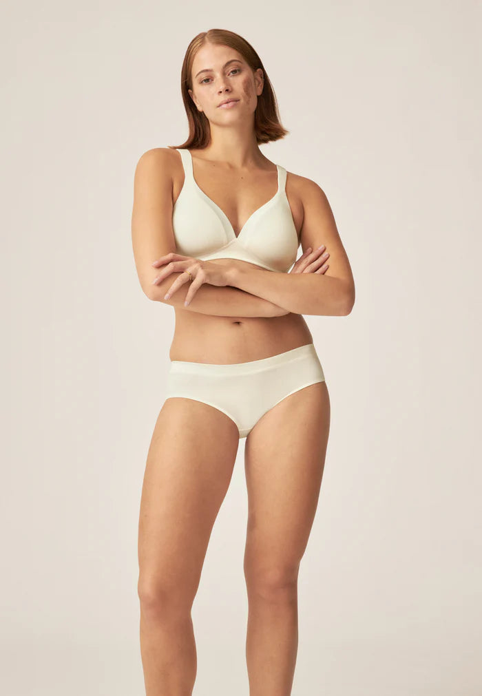 Сутиен с оформени чаши без банели NATURANA 5119 - екрю