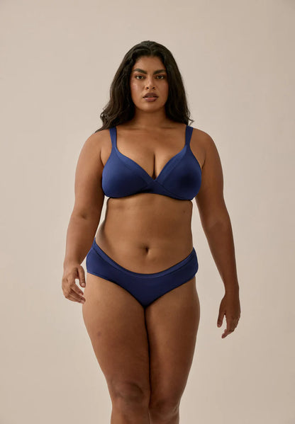 Сутиен с оформени чаши без банели NATURANA 5119 - тъмносин