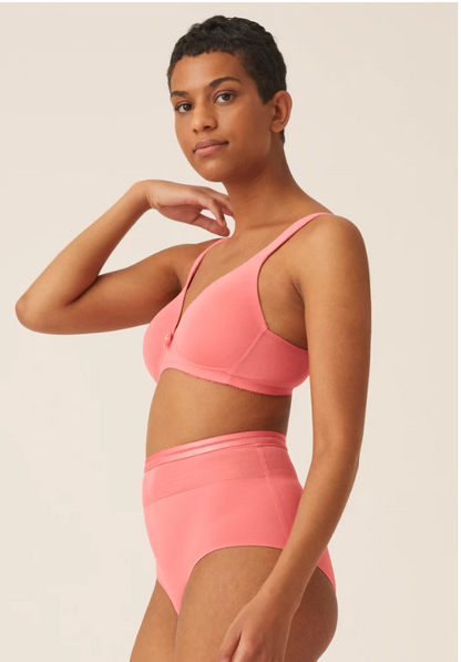 Сутиен с оформена чаша без банели NATURANA 5266