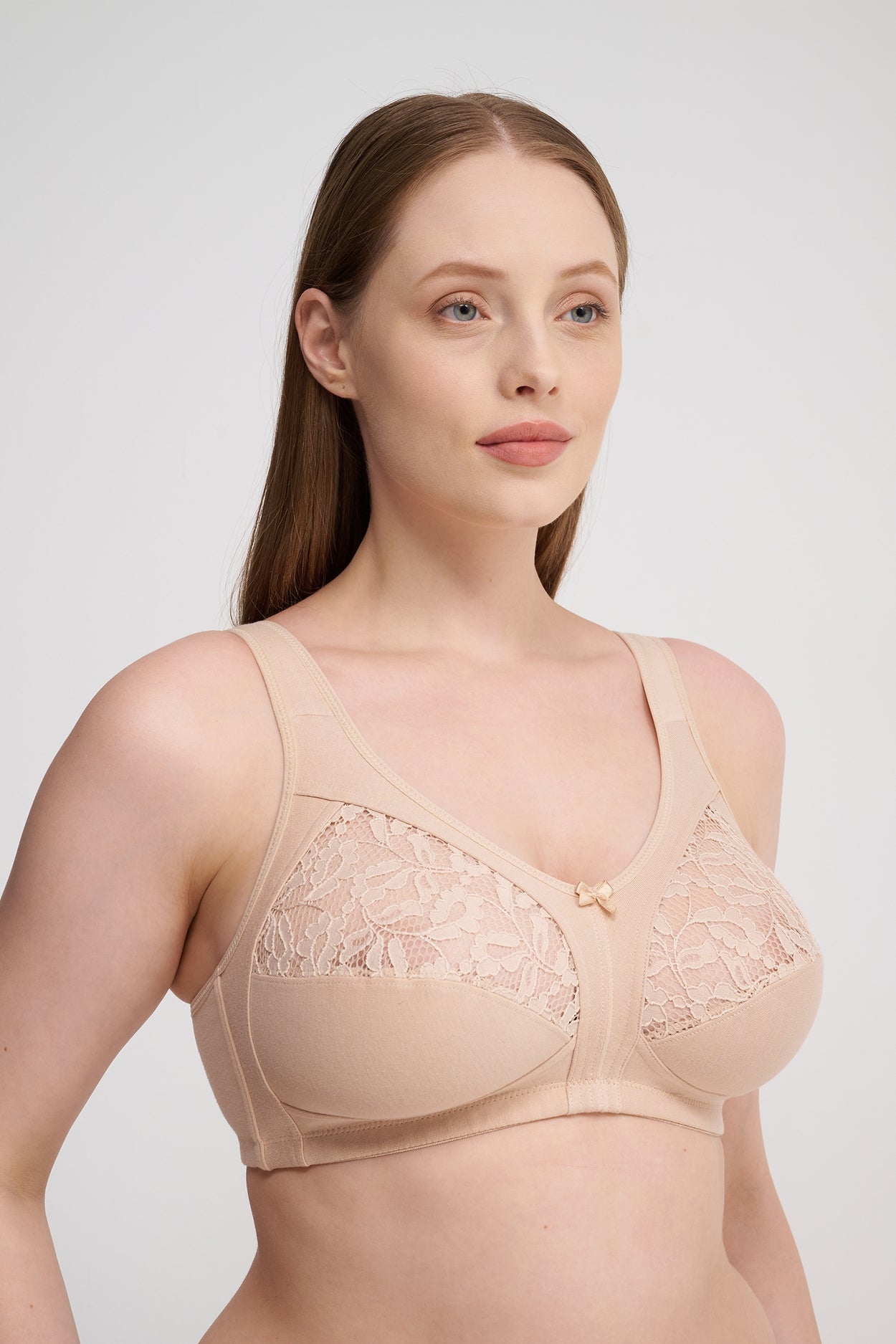 Памучен сутиен с меки чаши без банели NATURANA5346