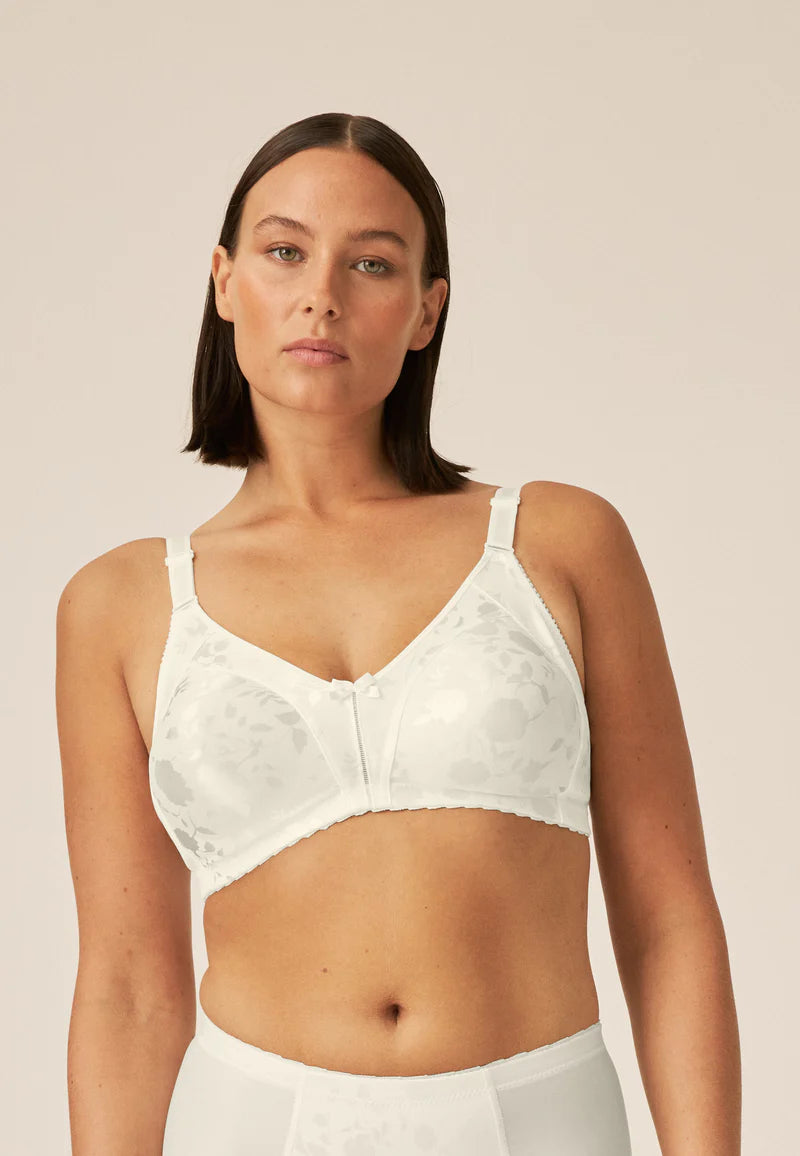 Сутиен с меки чаши без банели NATURANA 5363 - екрю