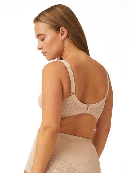 Сутиен с меки чаши без банели NATURANA 5390