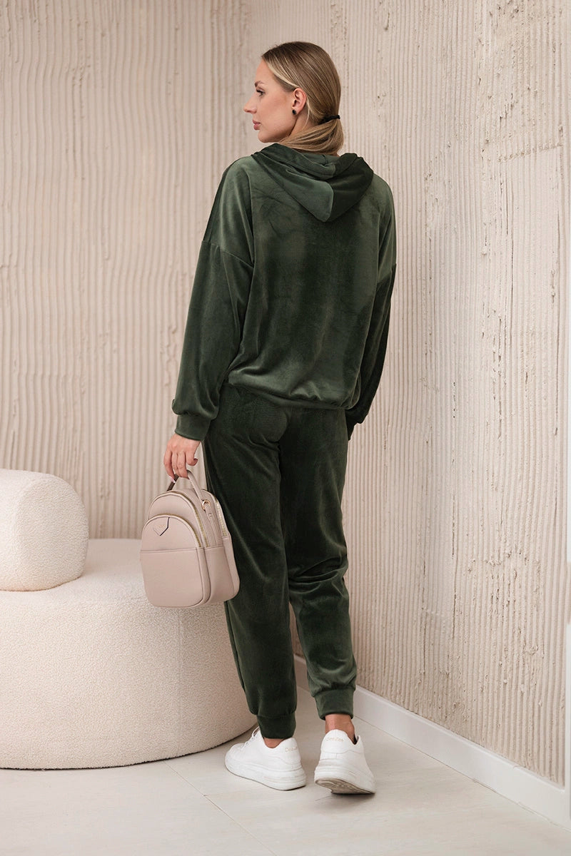 Велурен комплект от суитчър с панталон 5629Q