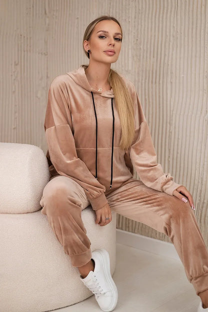 Велурен комплект от суитчър с панталон 5629Q