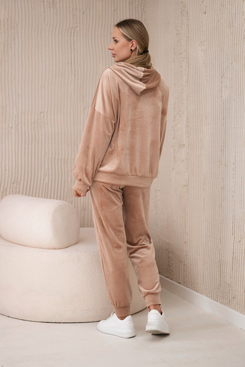 Велурен комплект от суитчър с панталон 5629Q