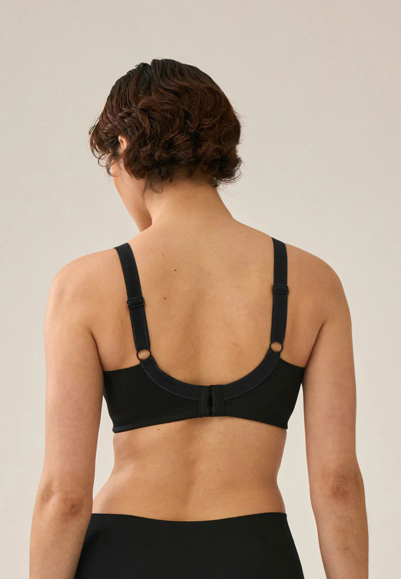 Сутиен с подплатени чаши без банели NATURANA 5632 - черно-бял