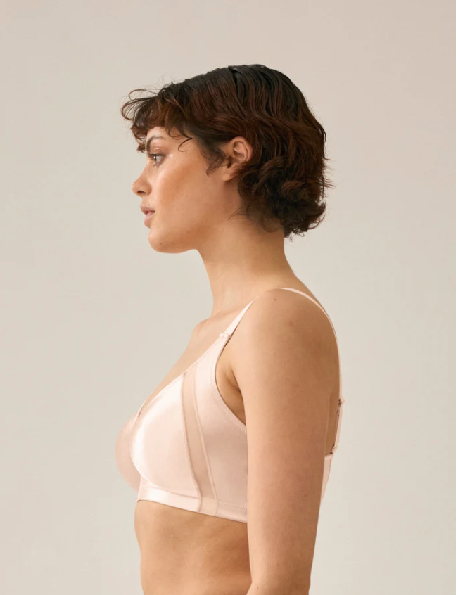 Сутиен с меки чаши без банели NATURANA 5662