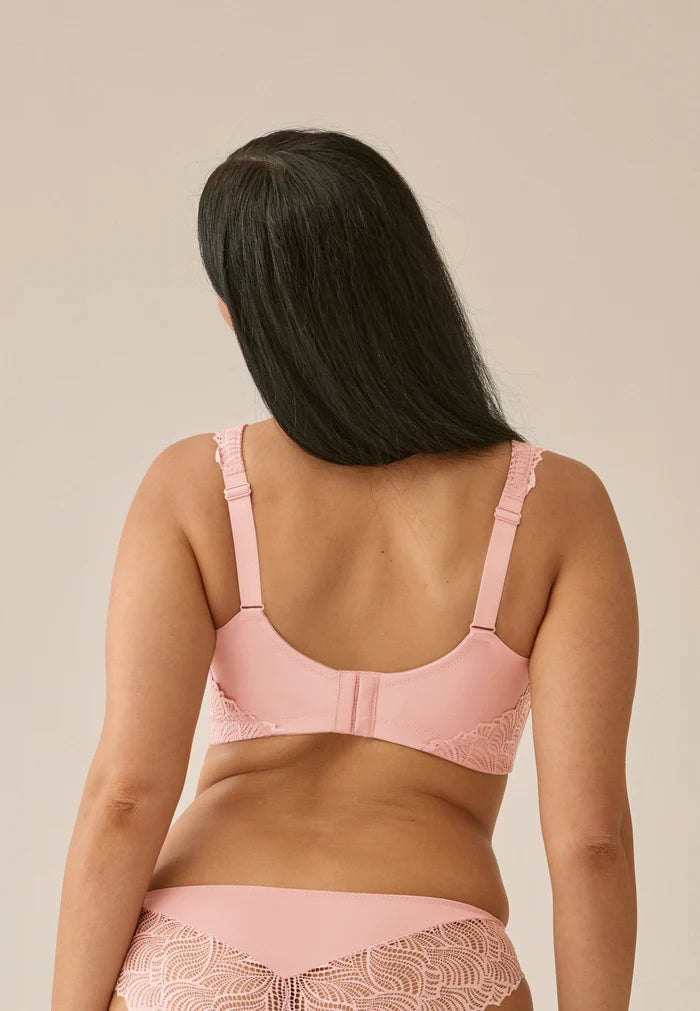 Сутиен с оформени чаши без банели NATURANA 5675 - бледо розов