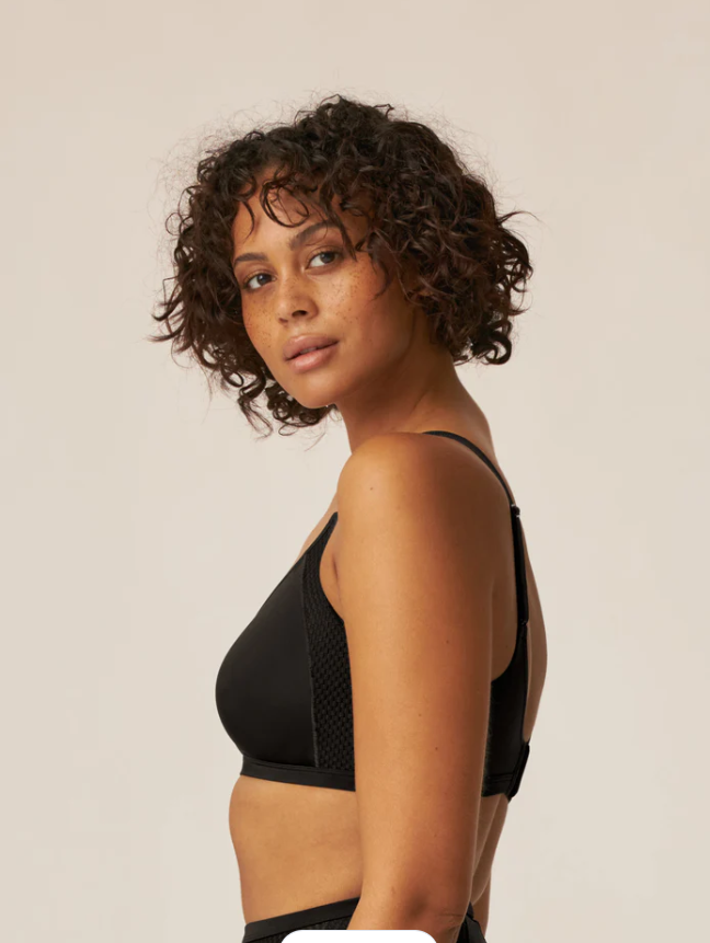 Сутиен с меки чаши без банели NATURANA 5679