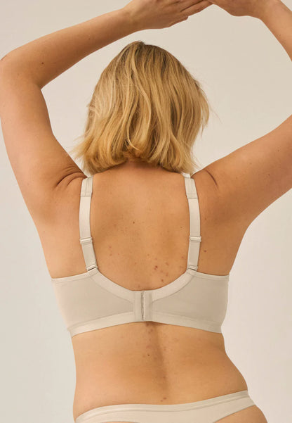 Сутиен без банели, изработен от лек материал NATURANA 5683 - телесно
