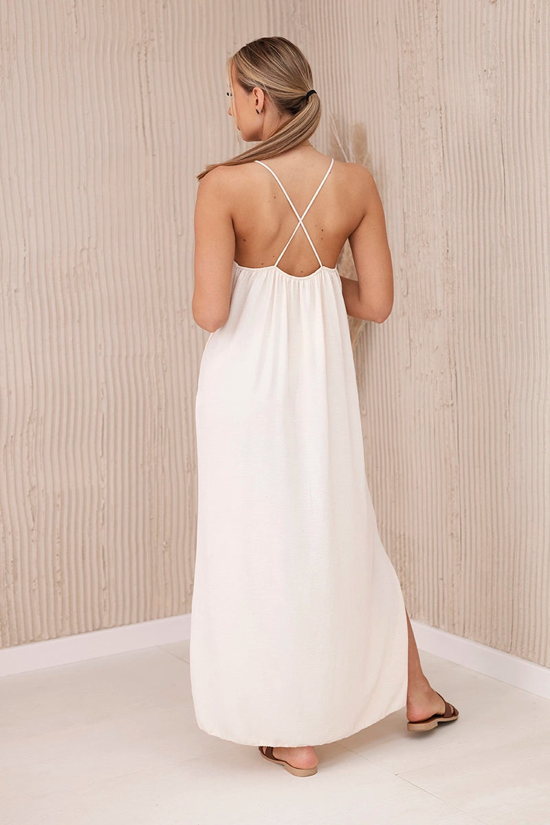 Дълга рокля с тънки презрамки 6418