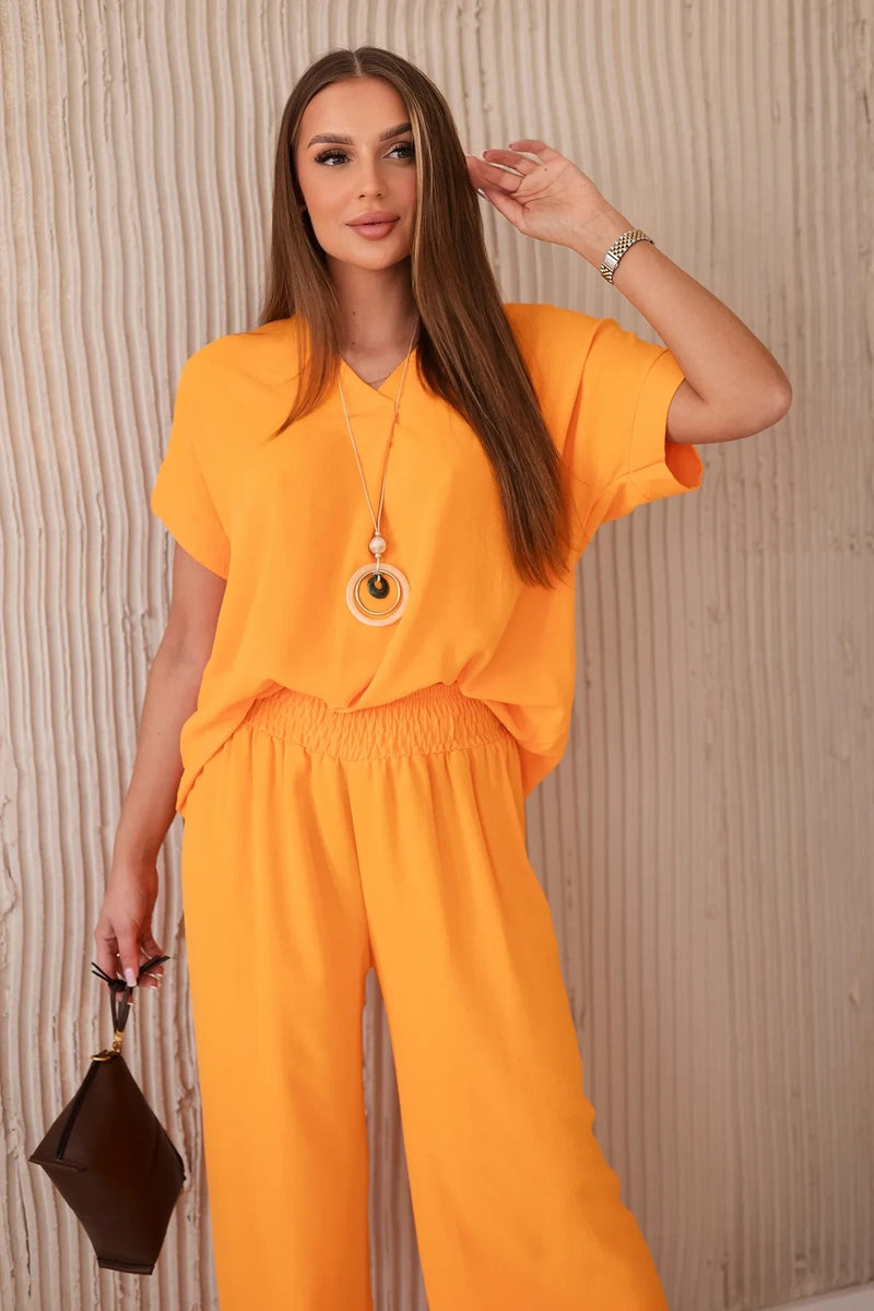 Комплект от блуза с панталон и колие 6433