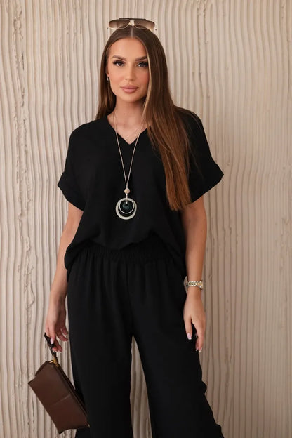 Комплект от блуза с панталон и колие 6433