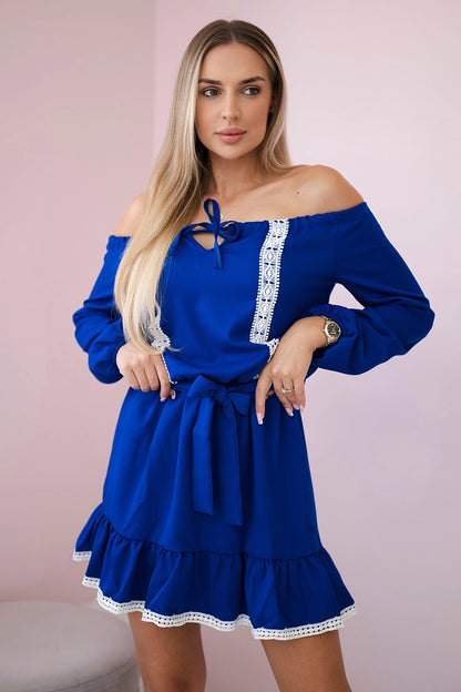 Рокля с открити рамене и дантелена украса 66046