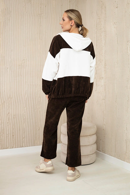 Рипсен велурен комплект от суитчер с панталони 6650