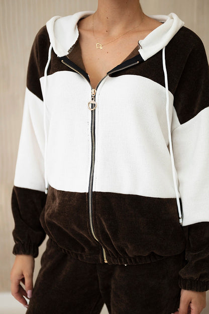 Рипсен велурен комплект от суитчер с панталони 6650