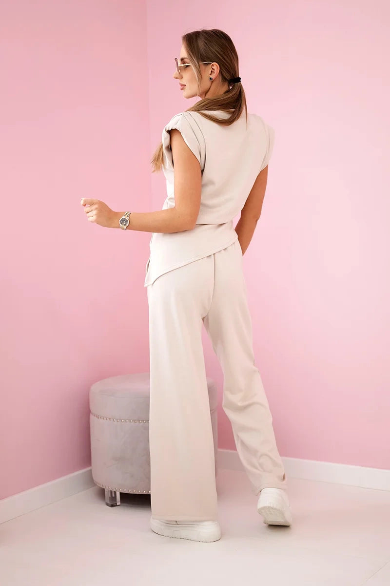 Комплект от асиметрична блуза с панталон 7349