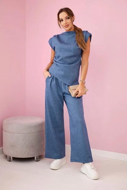 Комплект от асиметрична блуза с панталон 7349