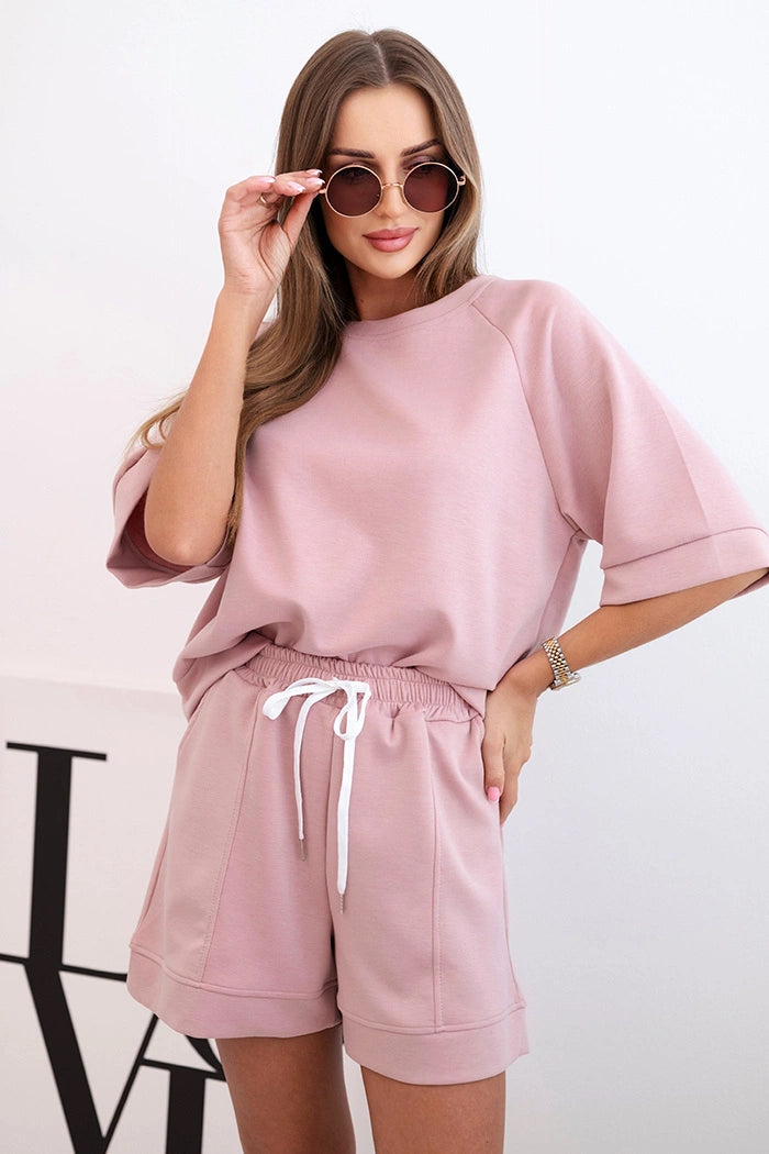 Дамски комплект с блуза с къс ръкав и шорти с ластик 7402