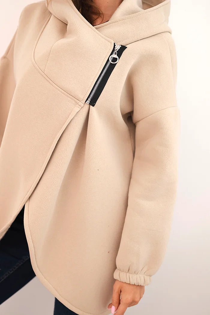 Дамски суичър с изолация и асиметричен цип 7765