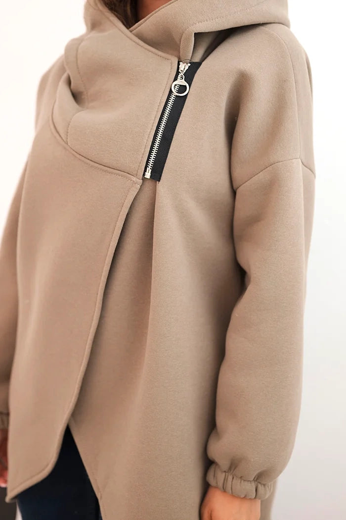 Дамски суичър с изолация и асиметричен цип 7765