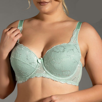 Минимизиращ сутиен с твърда чашка и широки презрамки NB-8041