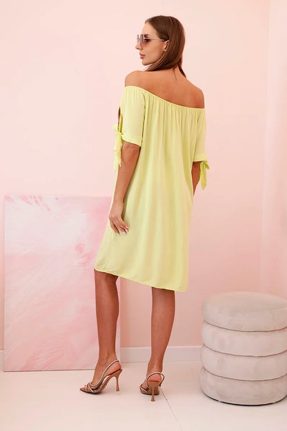 Дамска рокля от вискоза с връзки на ръкавите 81785