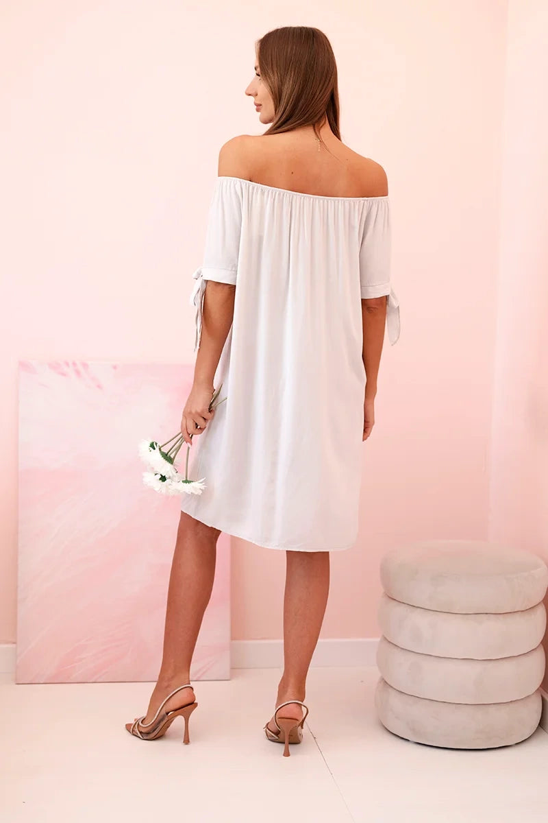 Дамска рокля от вискоза с връзки на ръкавите 81785