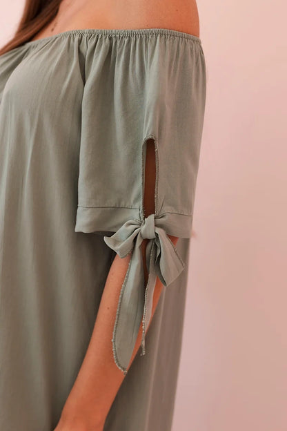 Дамска рокля от вискоза с връзки на ръкавите 81785