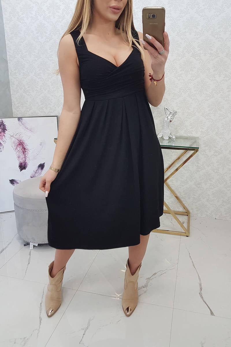Рокля с широки презрамки