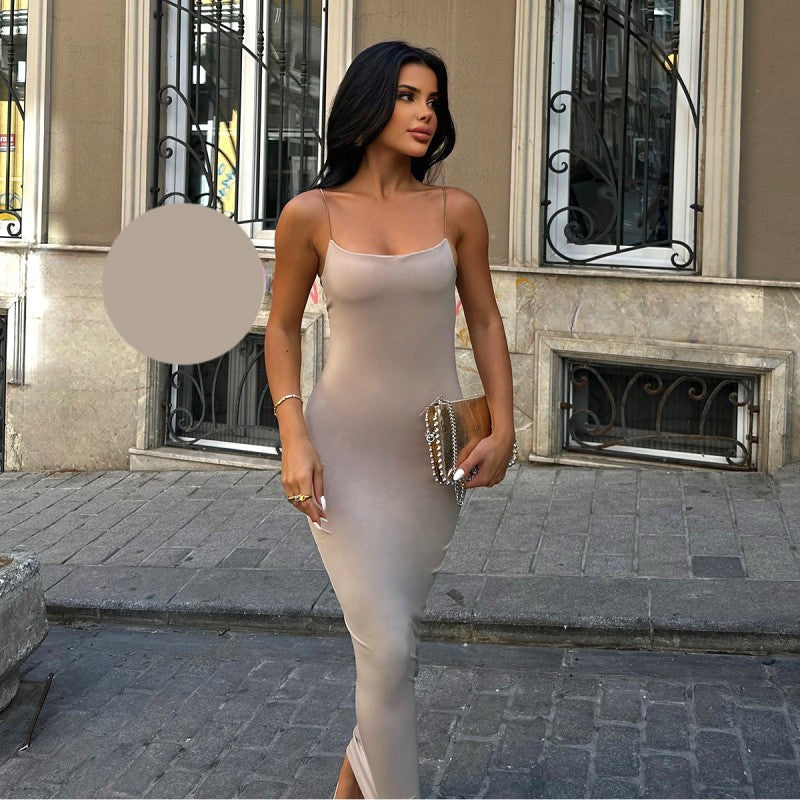 Дълга рокля с тънки презрамки EO-8490